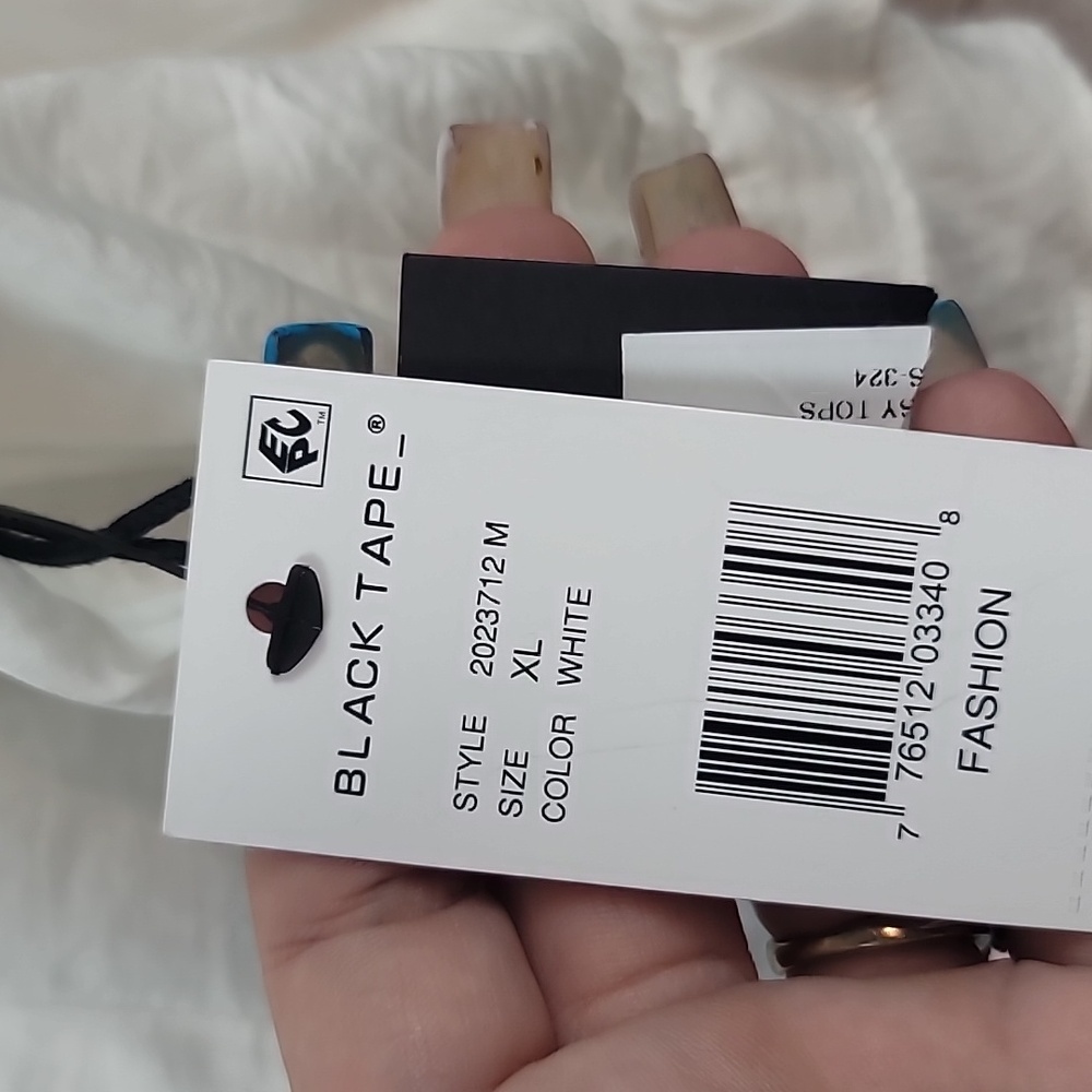 black tape white top xl new nwt - Picture 6 of 7